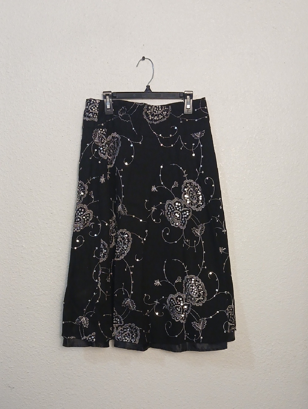 Richard Malcolm Black Floral Embroidered Sequin Midi Skirt Size 8